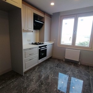 ÇENGELKÖY GÜNEŞLİ SOK SELAHATTİN BEY APT